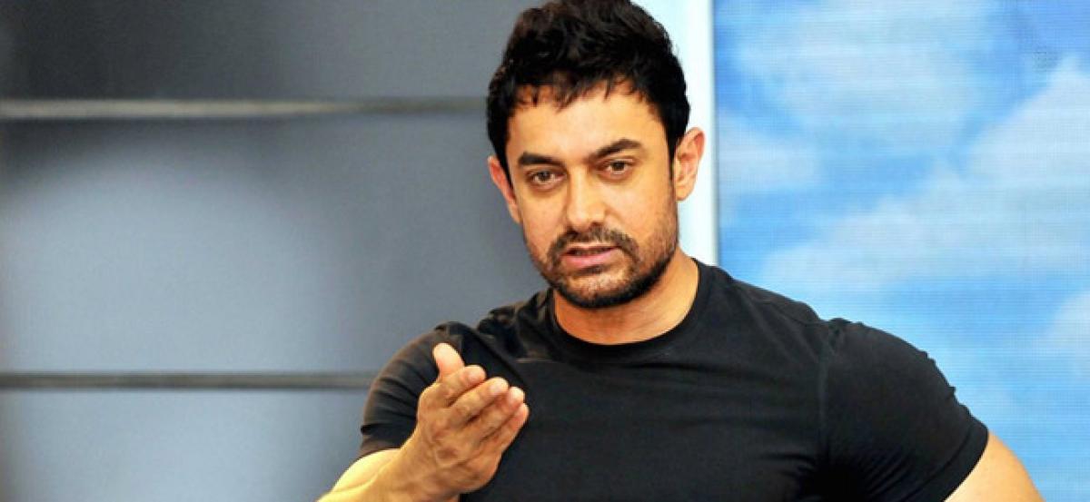 Aamir urges people to contribute for Bihar flood relief